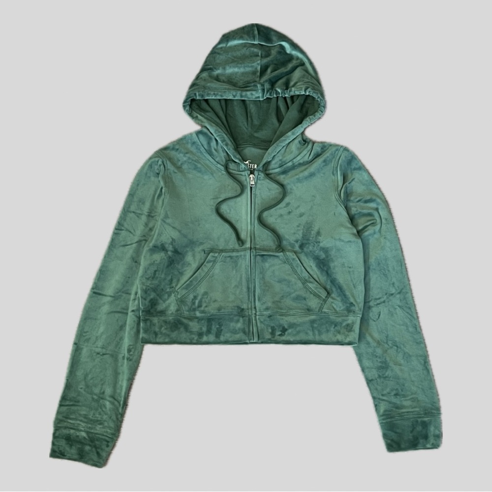 HOLLISTER Velour Cropped Zip Up Hoodie